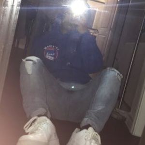 Meet your Posher, Miko